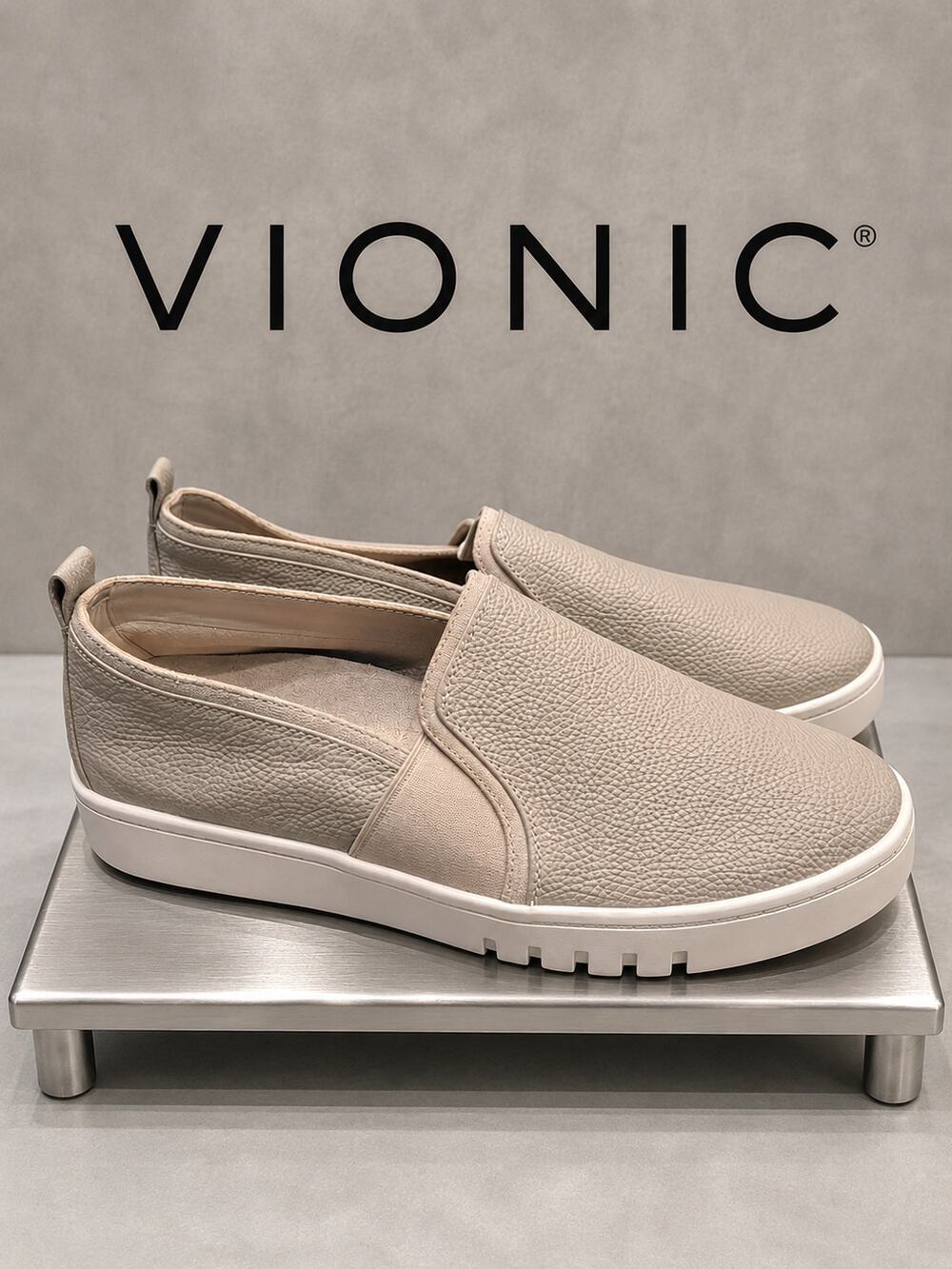 Vionic Cambria Oatmeal Leather Slip On Sneakers Women’s 7 Wide